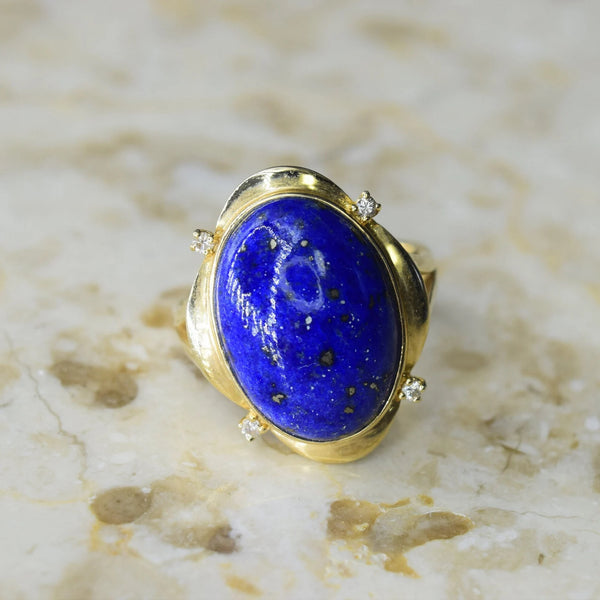 Vintage 14k Gold Lapis Lazuli Ring with Diamonds