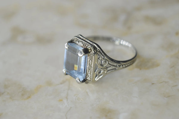 Antique Art Deco 14k White Gold Filigree Aquamarine Ring