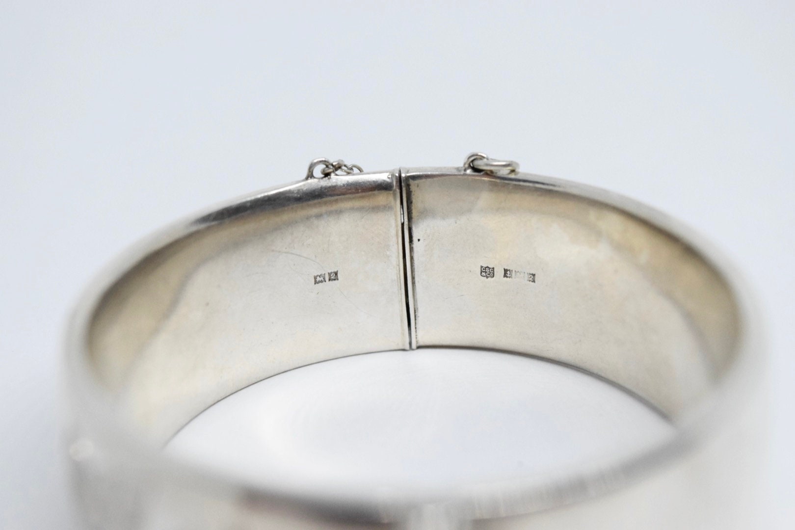 Vintage British Silver Hinged Bangle Bracelet Hallmarked 1965