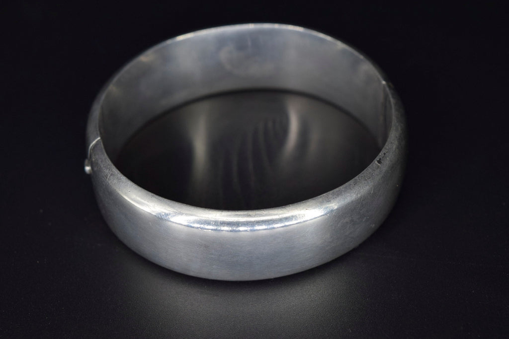 Antique Victorian Aesthetic Era Sterling Silver Bangle Bracelet with Swallow Birds