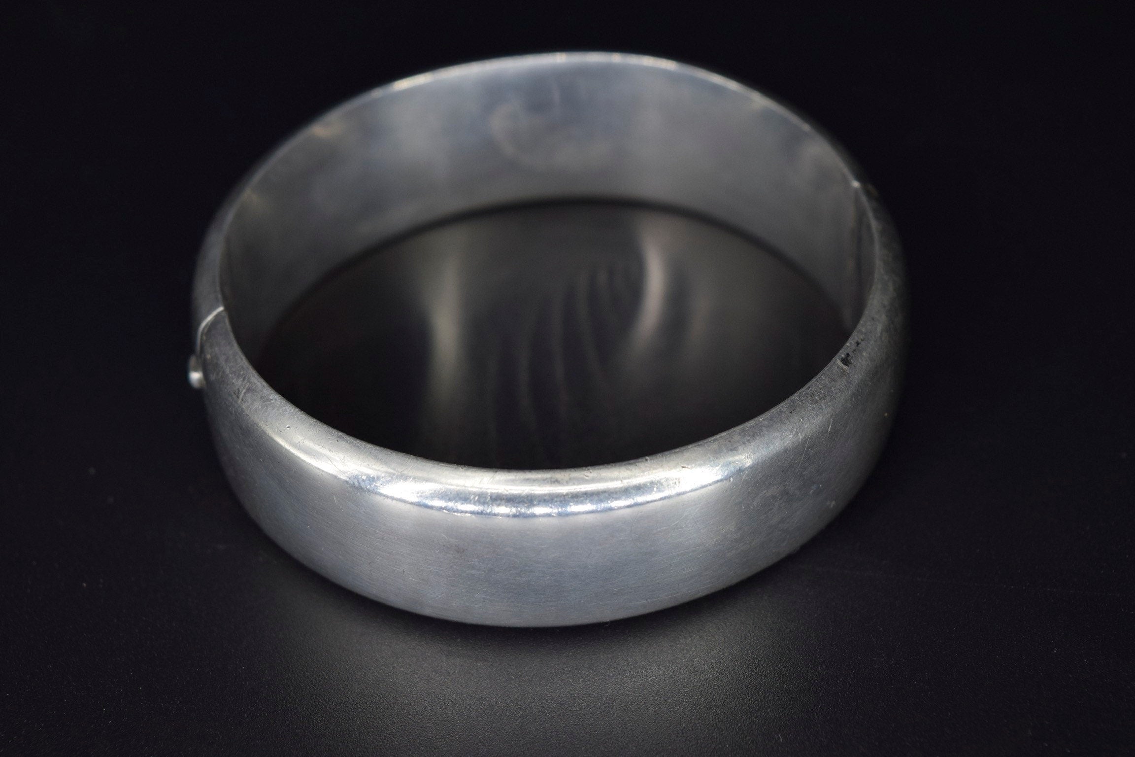 Antique Victorian Aesthetic Era Sterling Silver Bangle Bracelet with Swallow Birds