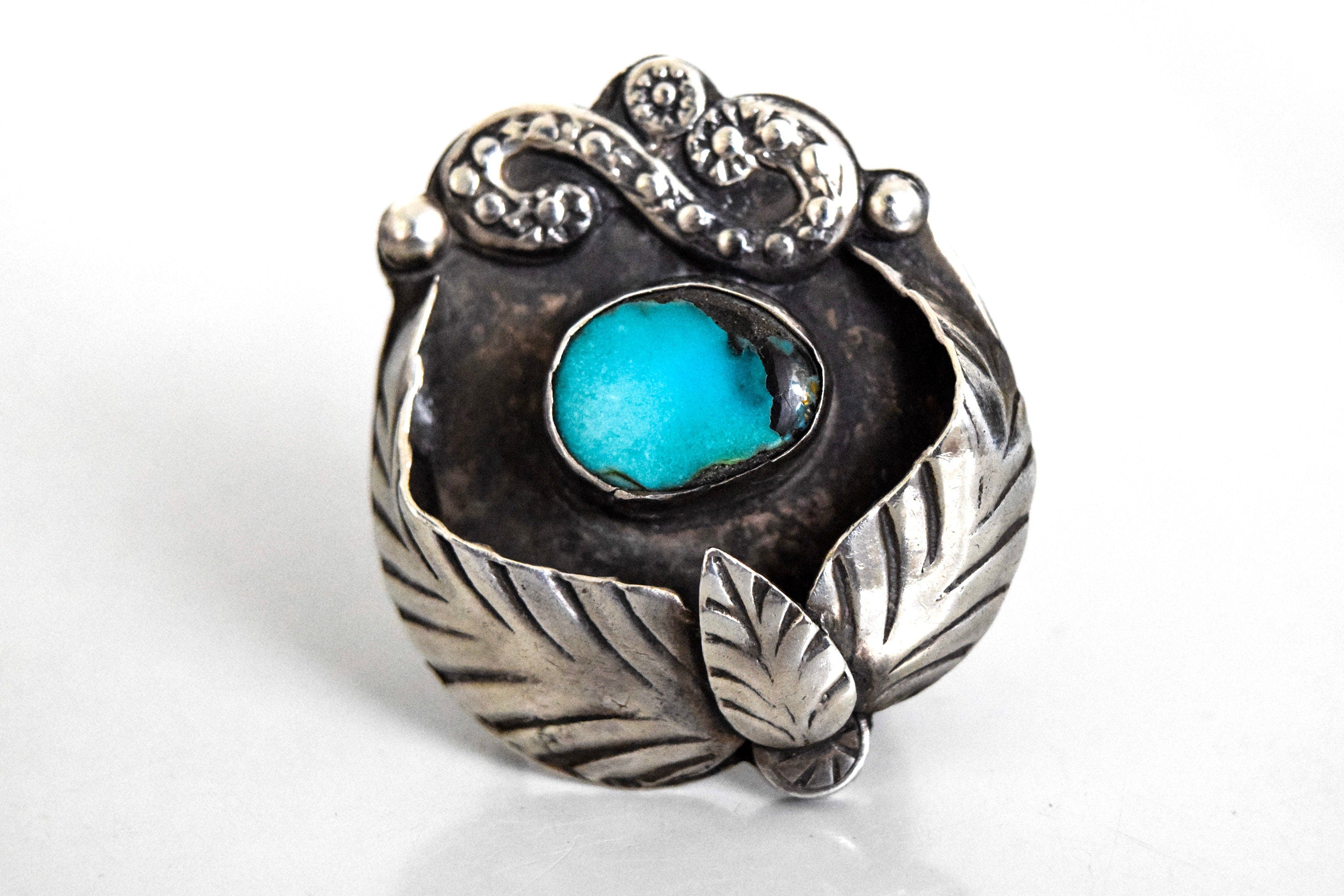Vintage Native American Sterling Silver Ring With Turquoise