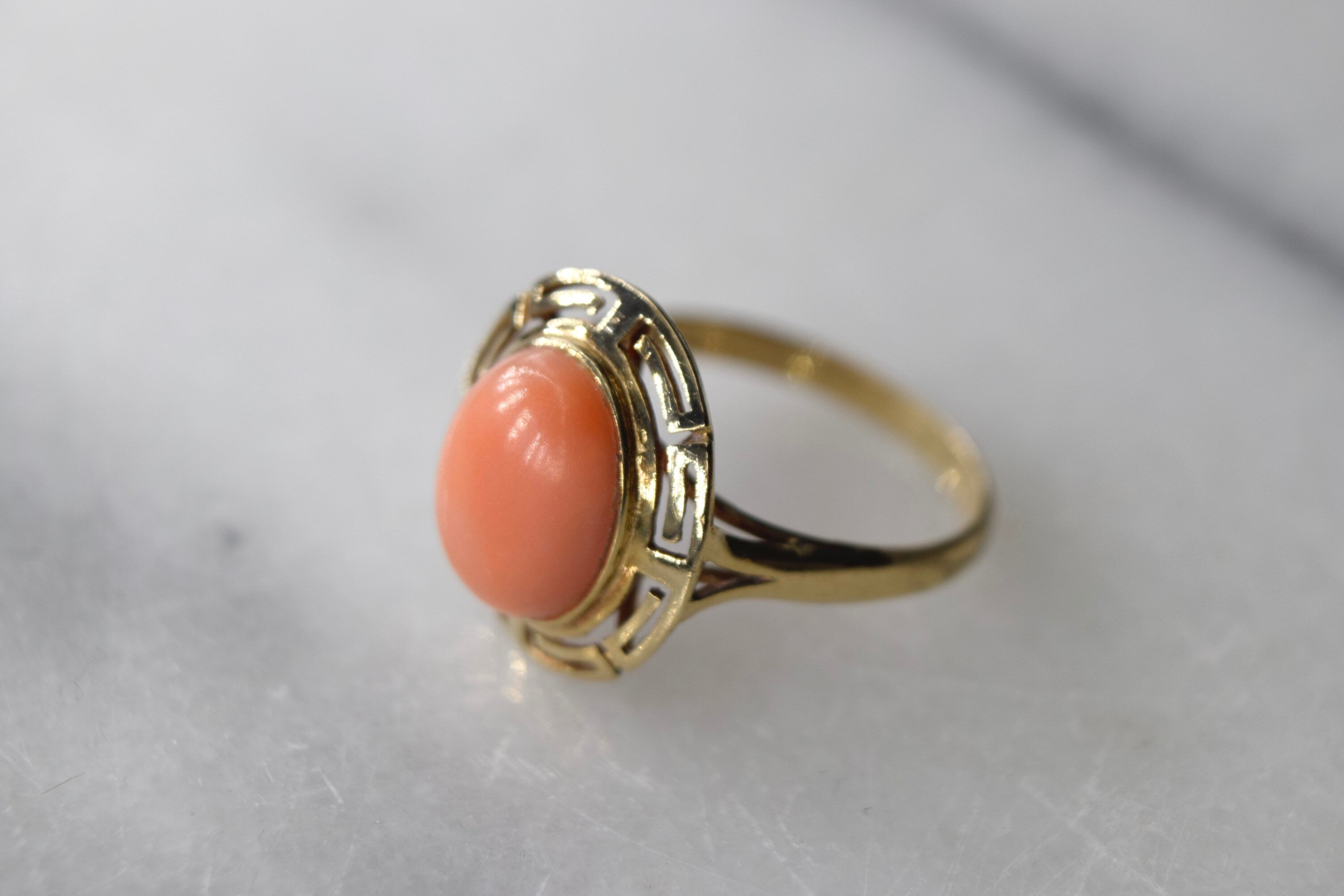 Vintage 14k Gold Greek Key Coral Ring c.1960s