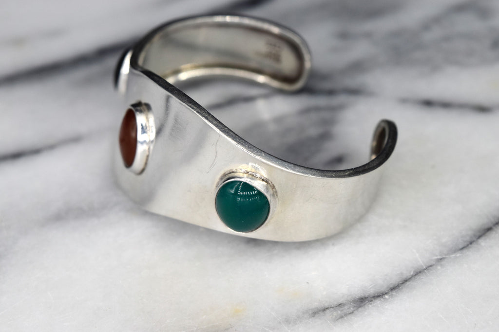 Vintage Mexican Sterling Silver Space Age Cuff Bracelet with Onyx, Carnelian, and Green Onyx