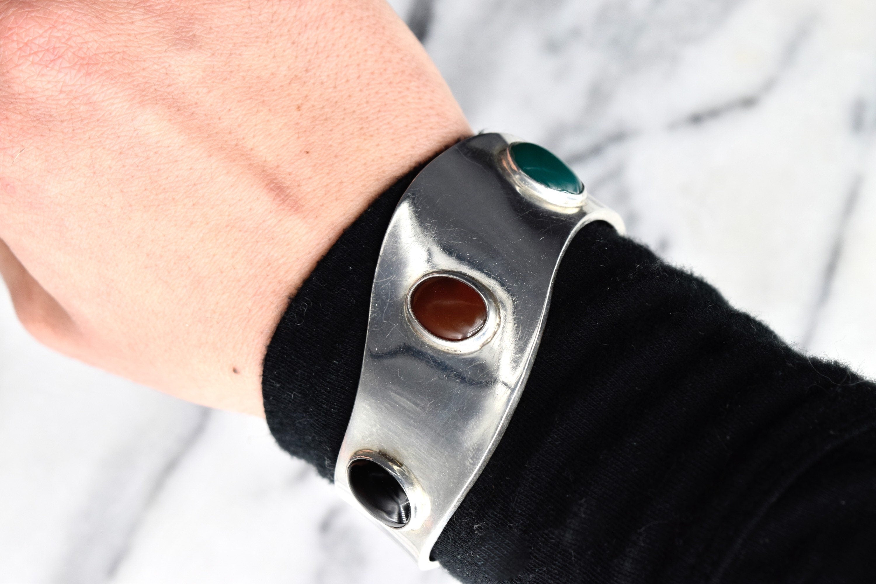Vintage Mexican Sterling Silver Space Age Cuff Bracelet with Onyx, Carnelian, and Green Onyx