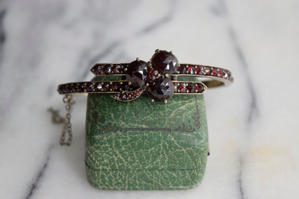Antique Victorian Bohemian Garnet Three Leaf Clover Bracelet c.1880s