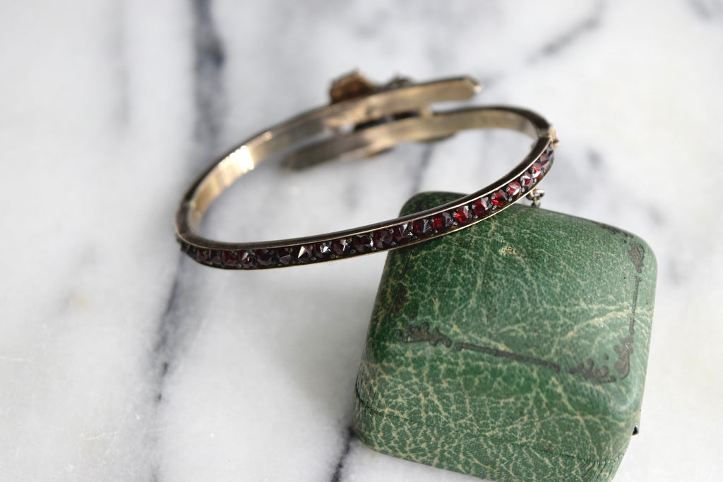 Antique Victorian Bohemian Garnet Three Leaf Clover Bracelet c.1880s