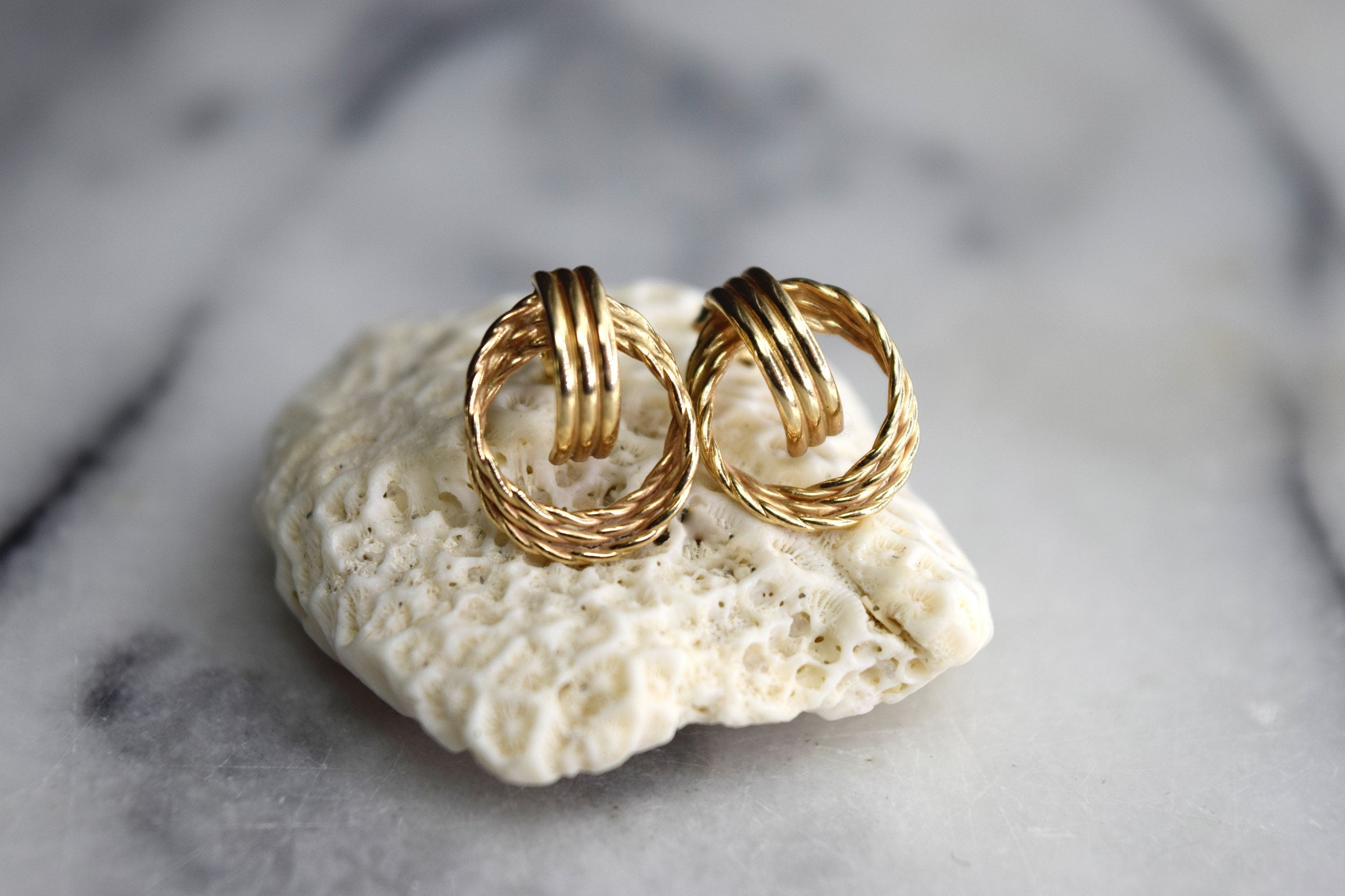 Vintage 14k Gold Wirework Earrings c.1990s