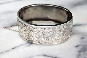 Antique Victorian Sterling Silver Hinged Bangle Bracelet With Engraved Ivy Leaves