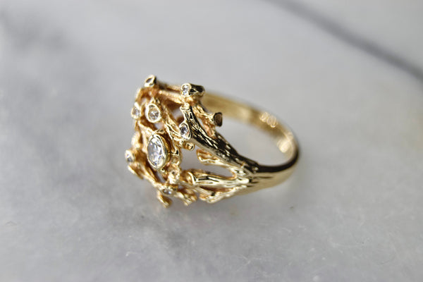 Vintage 14k Gold Brutalist Twig Motif Ring With Diamonds c.1960s