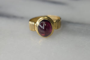 Vintage 14k Gold Garnet Ring c.1990s