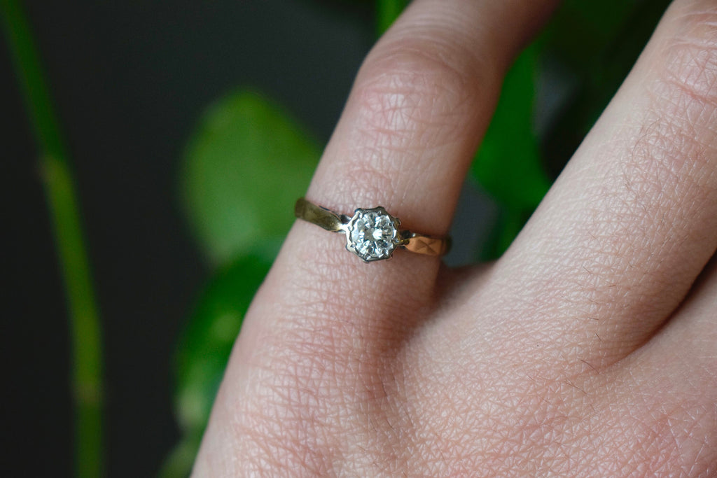 0.25 Ct Glowing Gardenia Solitaire Diamond Engagement Ring