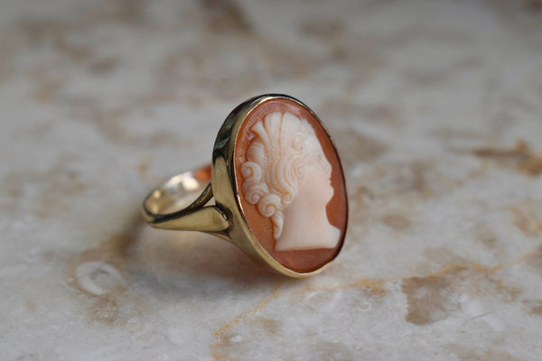 Antique Edwardian 14k Gold Carved Shell Cameo Ring