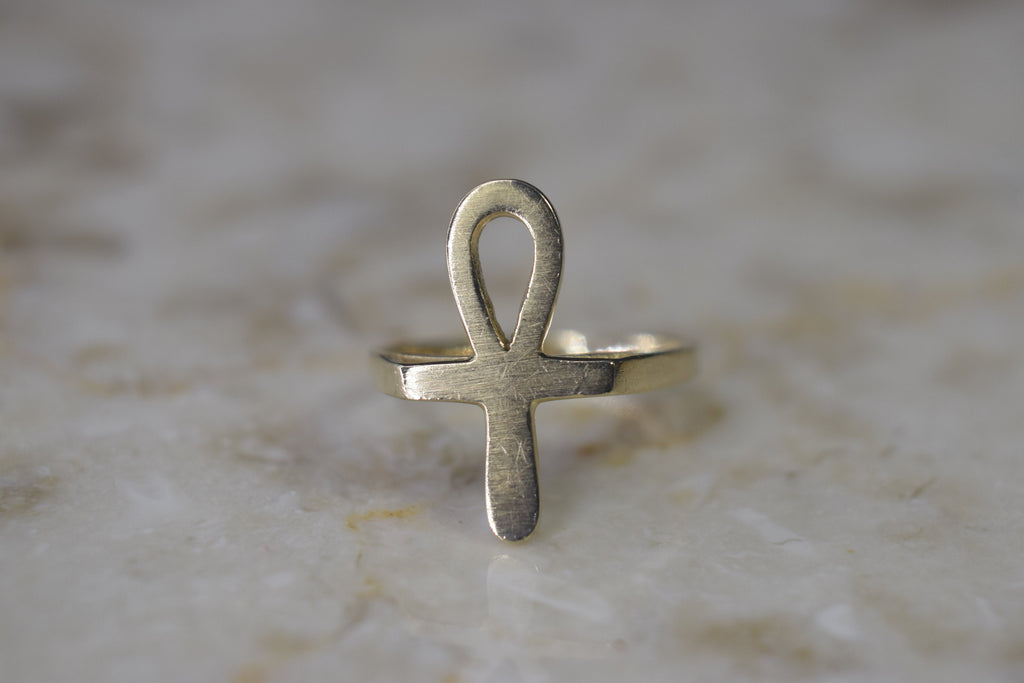 Vintage 14k Gold Egyptian Ankh Ring c.1970s