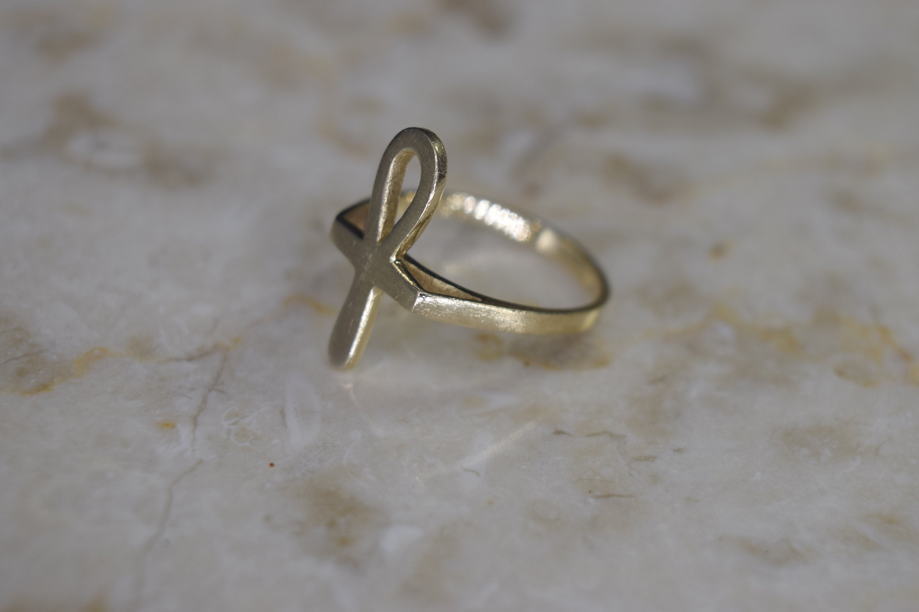 Vintage 14k Gold Egyptian Ankh Ring c.1970s