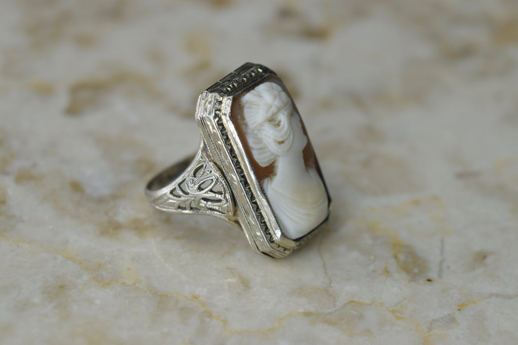 Antique 14K Art Deco Cameo Ring with Locket Compartment