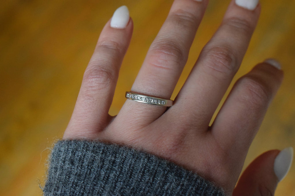 Vintage 14k White Gold Band with Princess Cut Diamonds c.1990s